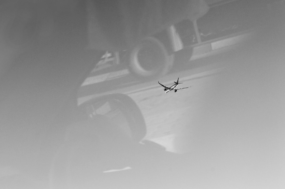 Чем отличается лендинг от многостраничного сайта: подробное сравнение и выбор под задачи